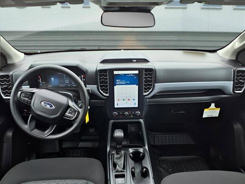 Used 2025 Ford Ranger XL image 16