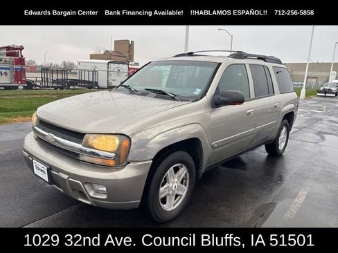 Used 2002 Chevrolet TrailBlazer LT w/ LT Leather Plus Pkg image 4