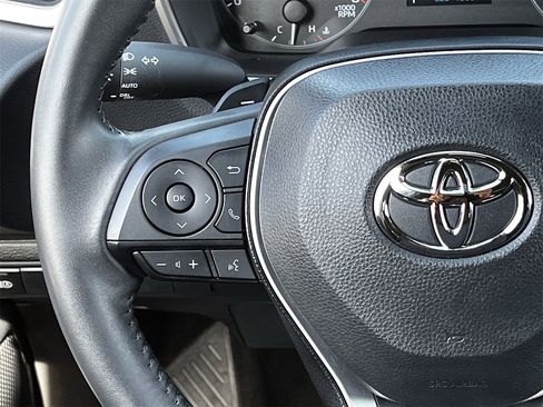 Used 2023 Toyota Corolla SE image 12