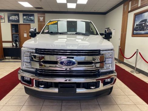 Used 2017 Ford F250 Lariat w/ Lariat Ultimate Package image 7