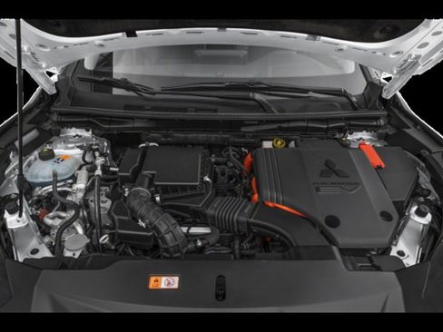 New 2025 Mitsubishi Outlander SE image 9