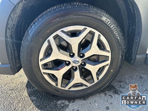 Certified 2023 Subaru Forester Premium image 33