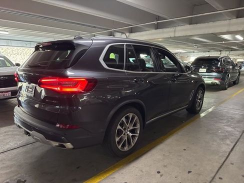 Used 2023 BMW X5 sDrive40i w/ Climate Comfort Package image 3