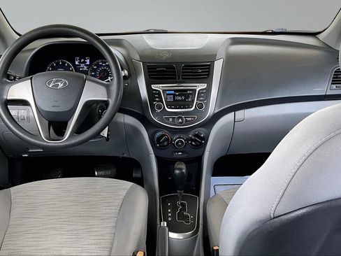 Used 2017 Hyundai Accent SE FWD image 7