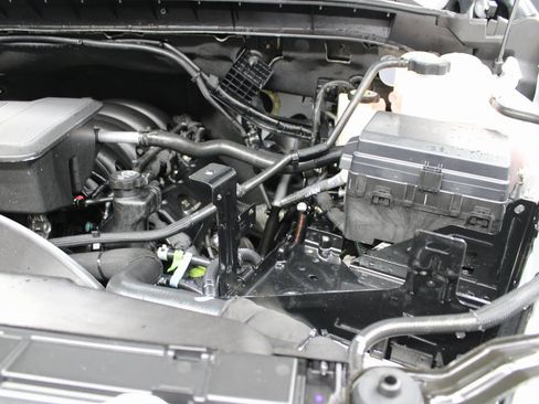 Used 2025 GMC Sierra 2500 AT4 image 30