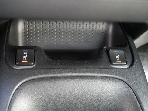 Certified 2022 Toyota Corolla LE image 19