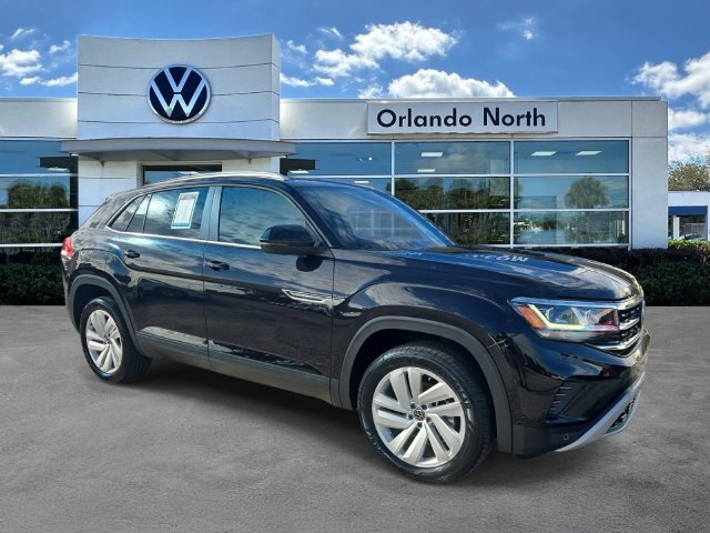 Used 2022 Volkswagen Atlas Cross Sport SE FWD image 1