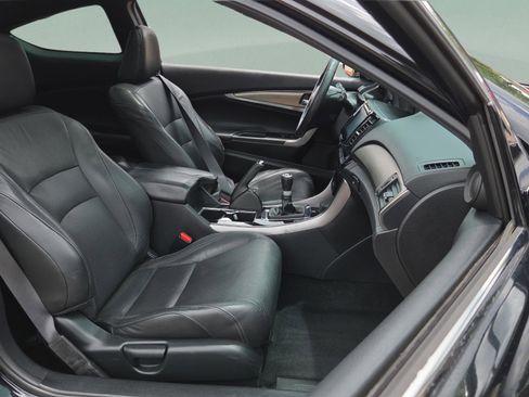 Used 2017 Honda Accord EX-L image 16