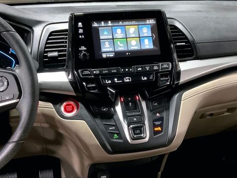 Used 2018 Honda Odyssey EX image 7