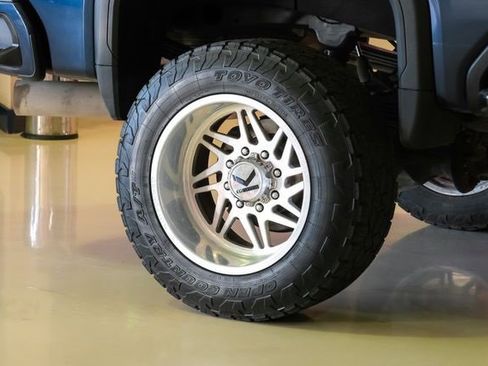 Used 2021 GMC Sierra 2500 Denali w/ Denali Ultimate Package image 53