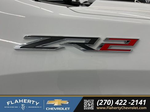 Used 2024 Chevrolet Silverado 1500 ZR2 w/ Technology Package AWD/4WD image 18