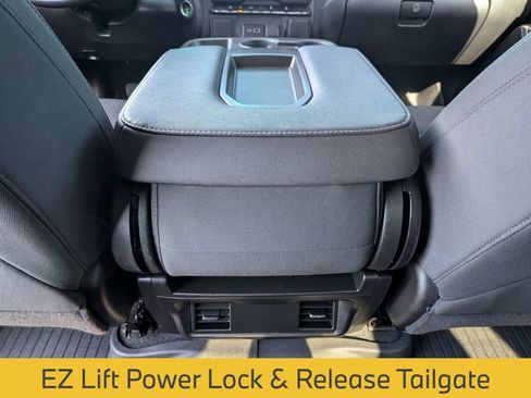 Used 2023 Chevrolet Silverado 1500 Custom Trail Boss w/ Midnight Edition image 25