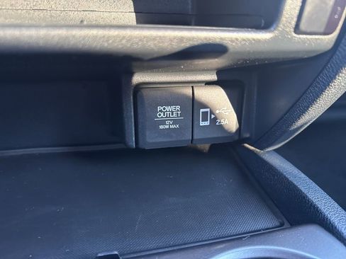 Certified 2022 Honda Pilot Sport image 31