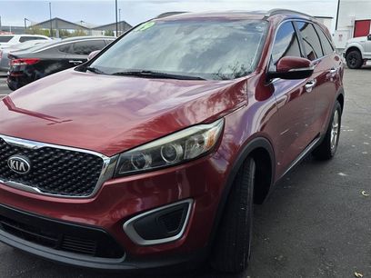 Used 2017 Kia Sorento FWD w/ LX Convenience Package