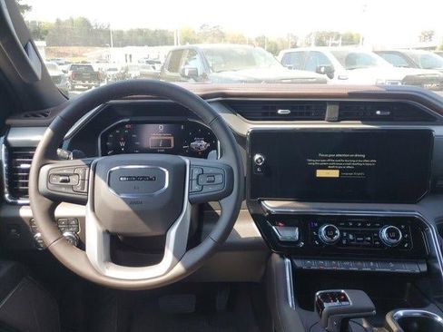 New 2026 GMC Sierra 1500 Denali image 13