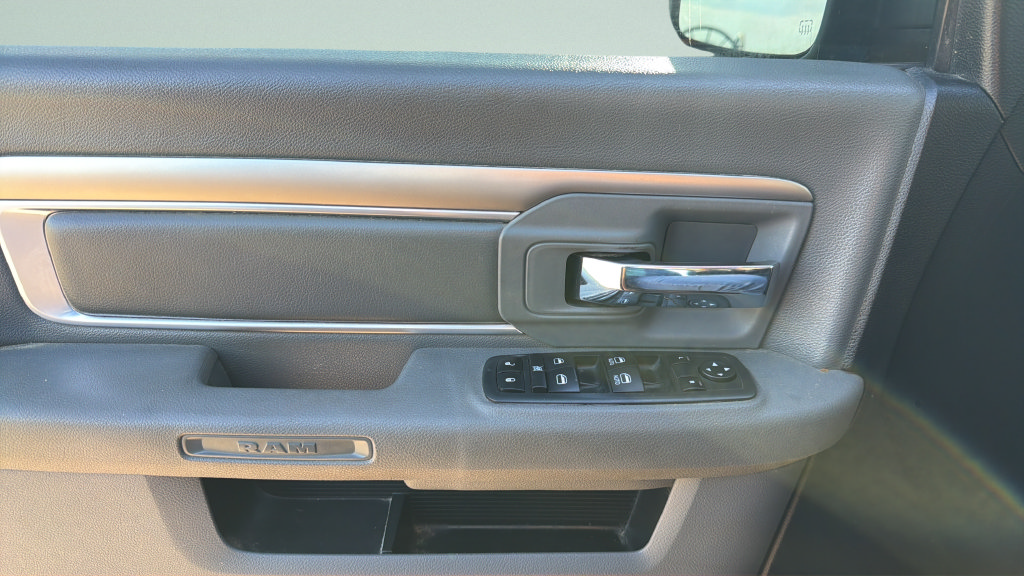 Used 2019 RAM 1500 Warlock AWD/4WD image 23