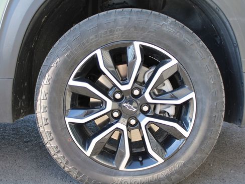 Used 2024 Chevrolet TrailBlazer ACTIV w/ Driver Confidence Package image 28