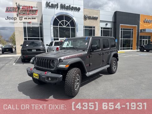 Used 2025 Jeep Wrangler Unlimited Rubicon AWD/4WD image 1