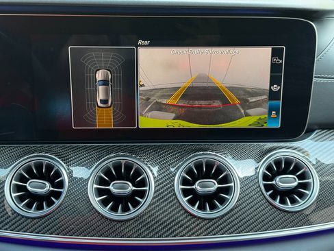 Used 2020 Mercedes-Benz AMG GT 63 image 32