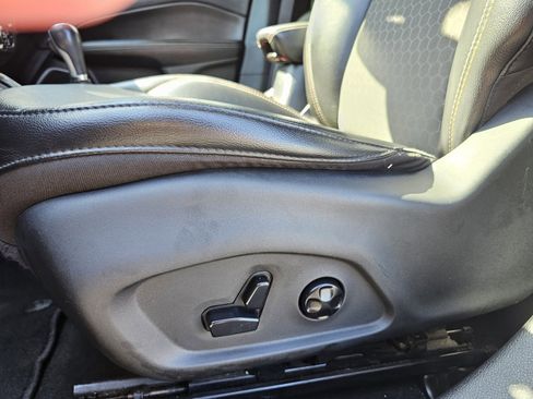 Used 2019 Jeep Compass Latitude w/ Popular Equipment Group image 23