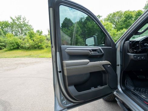 Used 2024 Chevrolet Silverado 1500 ZR2 w/ ZR2 Bison Edition AWD/4WD image 11