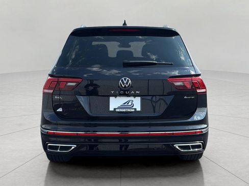 Used 2024 Volkswagen Tiguan SEL R-Line AWD/4WD image 6