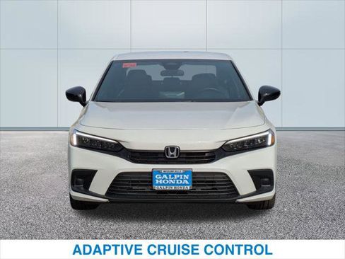 Used 2023 Honda Civic Sport image 3