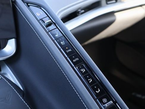 Certified 2024 Chevrolet Corvette Stingray Preferred Cpe w/ 2LT image 18