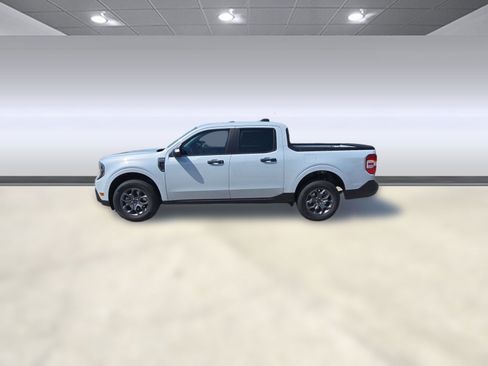 New 2025 Ford Maverick XLT w/ Equipment Group 302A image 2