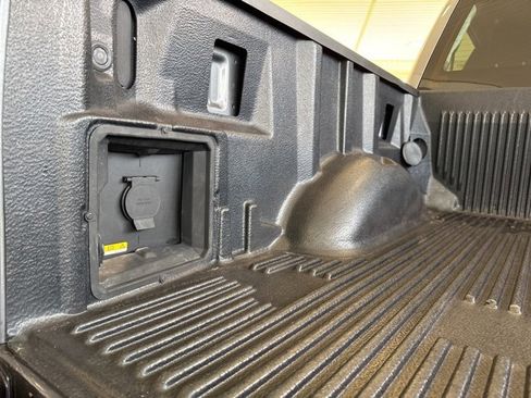 Used 2022 Ford F150 XLT w/ Equipment Group 302A High image 32