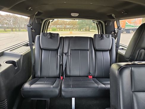 Used 2017 Ford Expedition EL Limited image 24