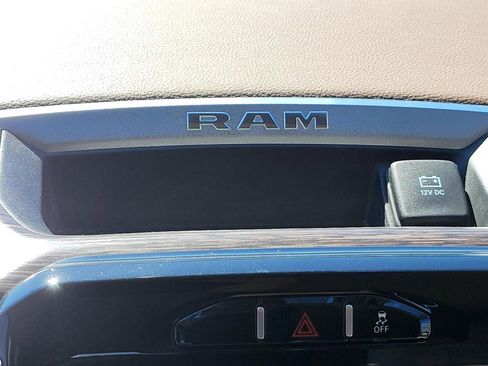 Used 2021 RAM 3500 Laramie image 28