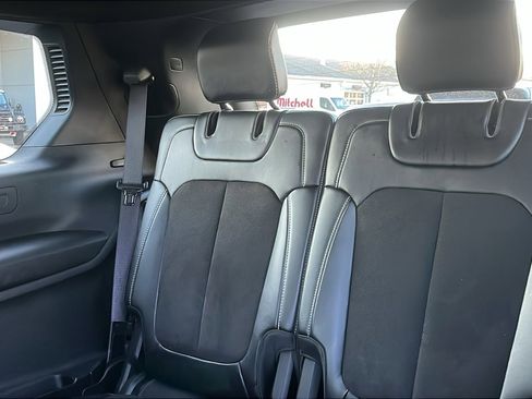 Used 2021 Jeep Grand Cherokee L Laredo image 23