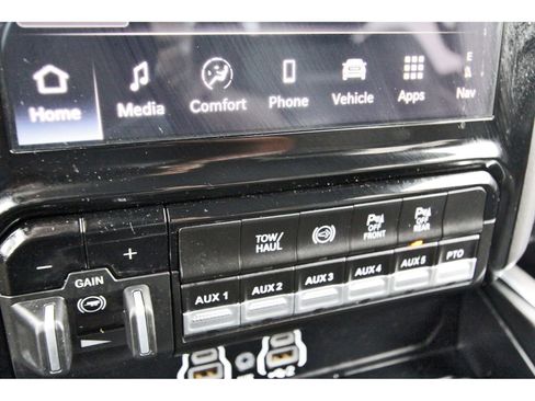 Used 2026 RAM 5500 4x4 Crew Cab w/ Laramie Trim Package image 29