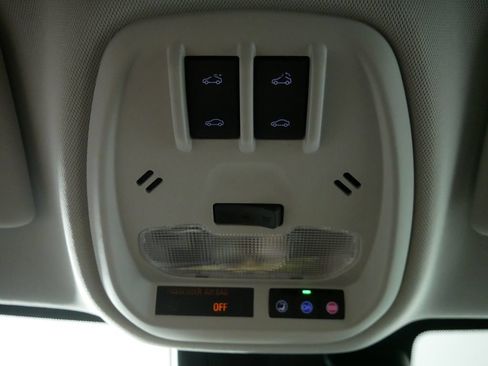Used 2025 Chevrolet Trax ACTIV w/ Sunroof Package FWD image 34