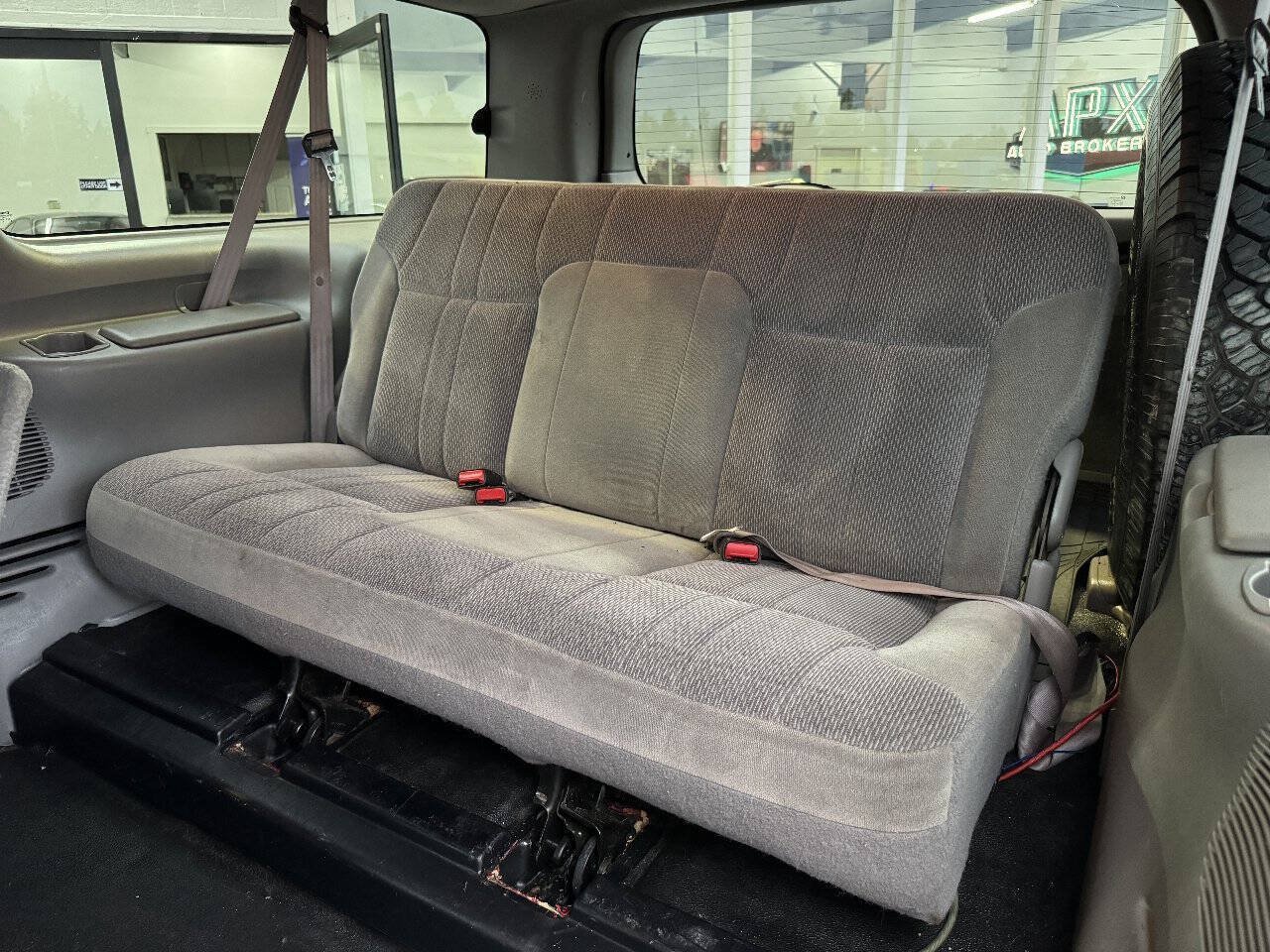 Used 2003 Ford Excursion XLT AWD/4WD image 27