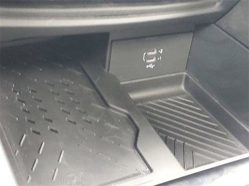 New 2026 Chrysler Pacifica Limited w/ Trailer Tow Group image 31