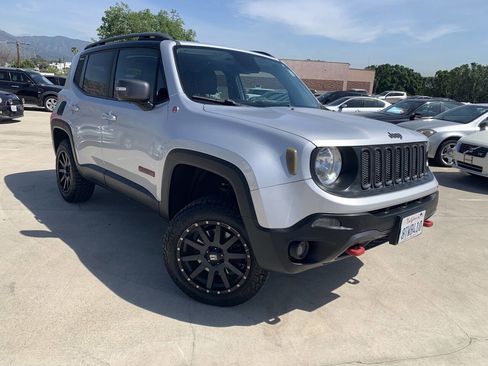 Used 2015 Jeep Renegade Trailhawk w/ Premium Leather Group image 6