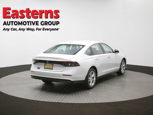Used 2025 Honda Accord LX image 41