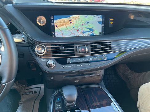 Used 2020 Lexus LS 500 AWD w/ Interior Upgrade Package image 26