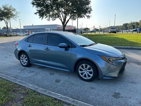 Used 2022 Toyota Corolla LE FWD image 8