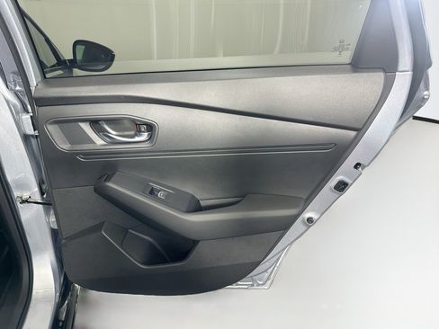 Used 2025 Honda Accord Sport image 29
