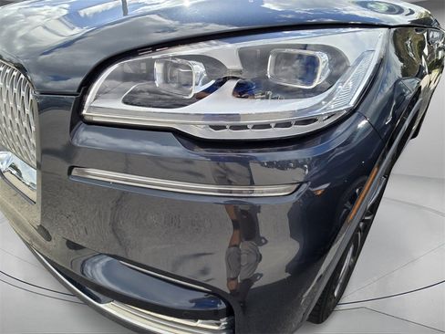 Used 2021 Lincoln Aviator Reserve w/ Equipment Group 202A image 9