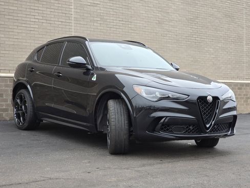 Used 2024 Alfa Romeo Stelvio Quadrifoglio w/ Active Assist Plus Package image 8
