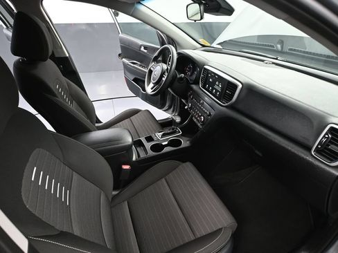 Used 2022 Kia Sportage LX w/ LX AWD Value Edition Package image 47