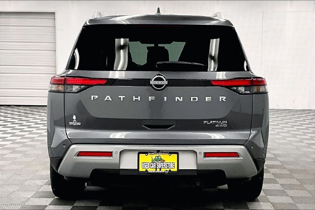 Used 2024 Nissan Pathfinder Platinum w/ Cargo Package AWD/4WD image 5