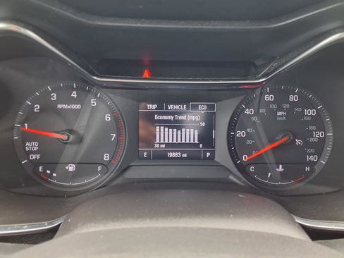 Used 2023 Chevrolet TrailBlazer LT FWD image 14