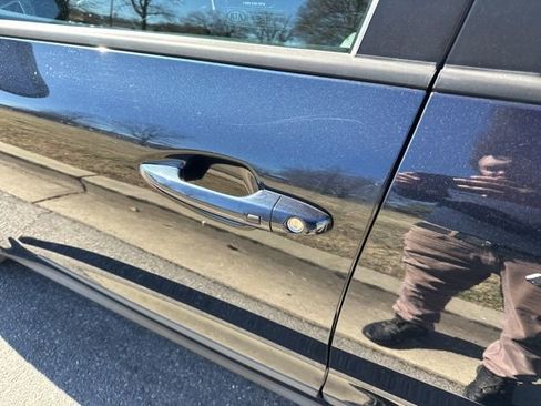 Used 2019 Kia Niro EX w/ Cold Weather Package 2.0 image 31