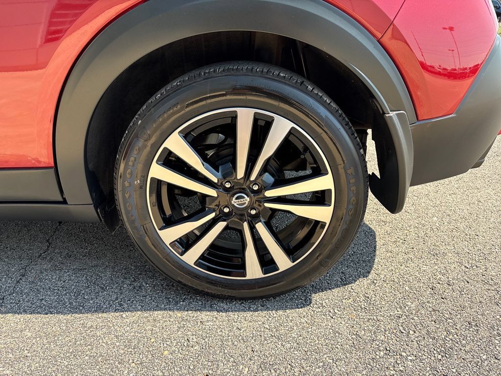 Certified 2020 Nissan Kicks SR w/ SR Premium Package FWD image 25