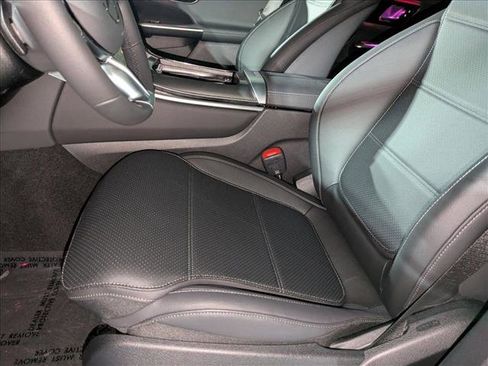 New 2026 Mercedes-Benz GLC 300 image 4